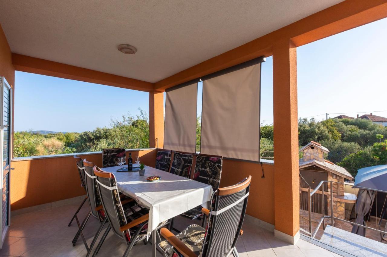 Villa Spark With Heated Pool In Rogoznica Zecevo Bagian luar foto